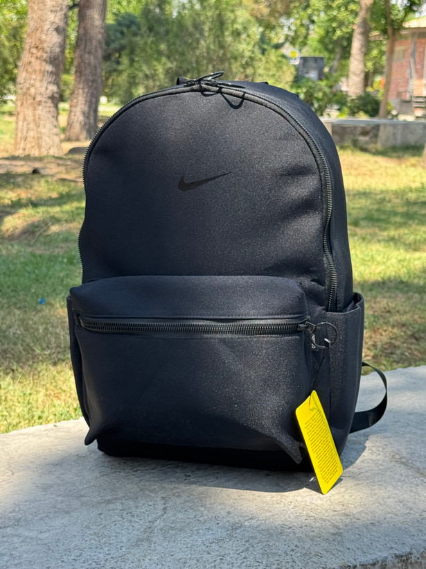 کوله پشتی مدل جلو جیب طرح نایک (Nike) جنس برزنتی ضدآب