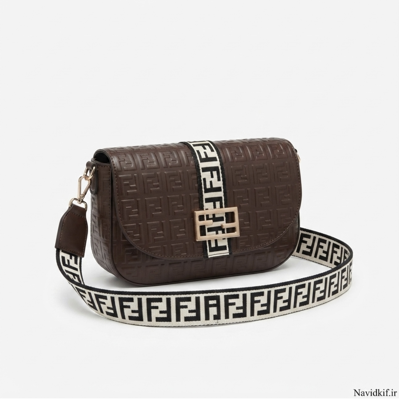 کیف زنانه پاسپورتی چرم مصنوعی برند Fendi