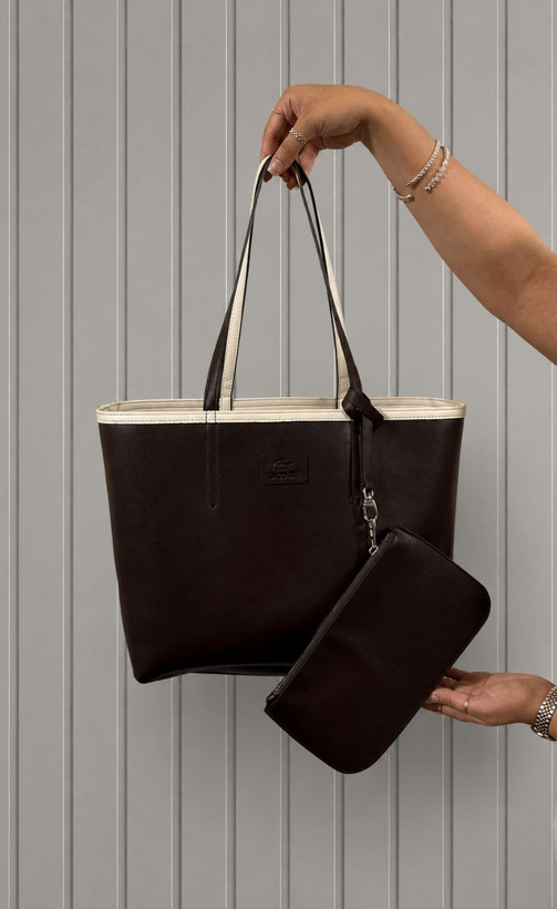 کیف زنانه Lacoste دسته دار جنس چرم مصنوعی خارجی با آویز کیف