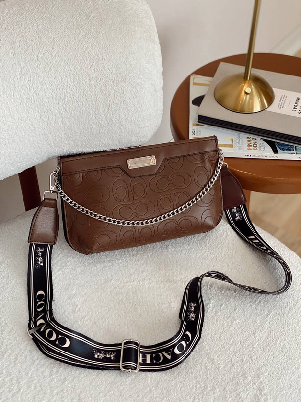 کیف دخترانه Coach پلاکدار جنس چرم مصنوعی خارجی