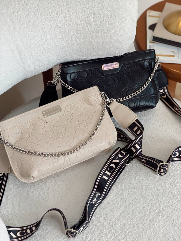 کیف دخترانه Coach پلاکدار جنس چرم مصنوعی خارجی