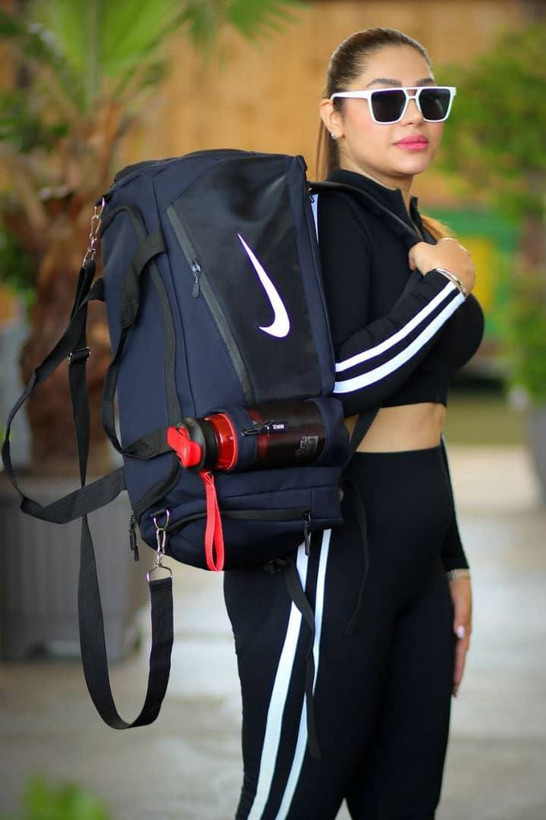 ساک ورزشی ۳ کاره دستی/دوشی/کوله مدل تفکیک طرح نایک (Nike) جنس برزنتی ضدآب