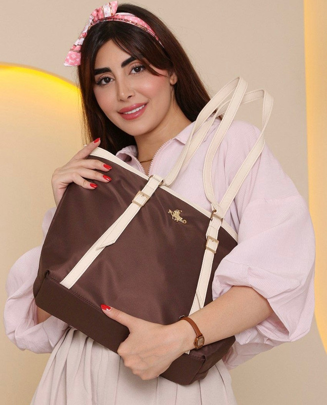 کیف زنانه دستی مدل جلو بنددار جنس پارچهای طرح پولو Polo