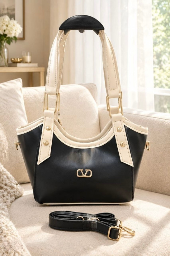 کیف زنانه دستی و دوشی مدل جلو تسمه جنس چرم مصنوعی طرح ولنتینو Valentino