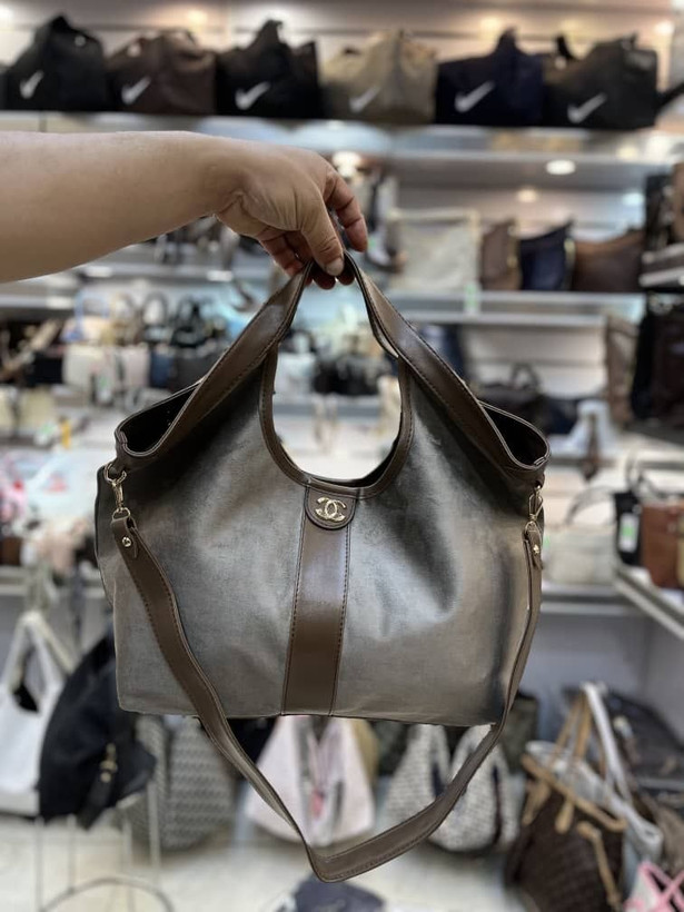 کیف زنانه دستی و دوشی مدل شُل جنس جیر خارجی ترند پاییز طرح گوچی Gucci