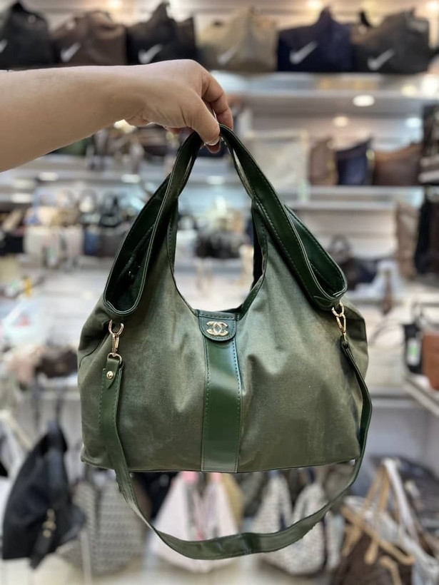 کیف زنانه دستی و دوشی مدل شُل جنس جیر خارجی ترند پاییز طرح گوچی Gucci